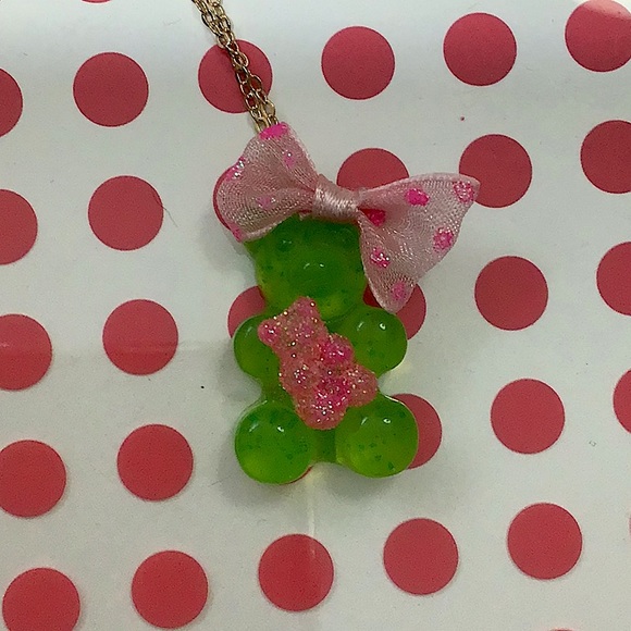 NWT YOUR BASIC BEAR necklace: Green Apple Bear 18” inch gold filled chain - Picture 3 of 4